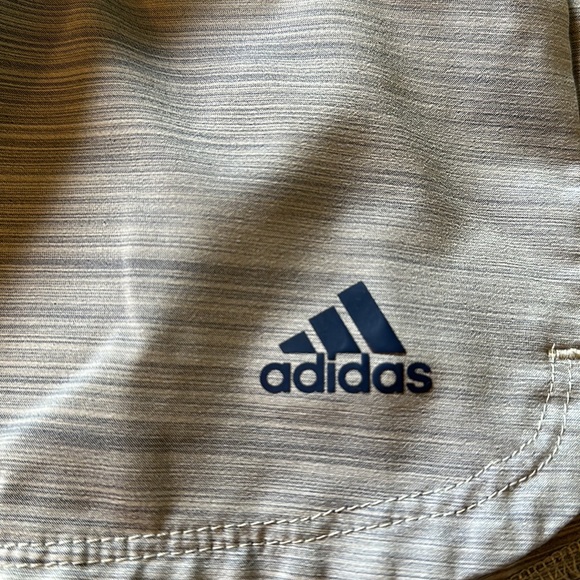 Gymshark leggings, leggings and Adidas shorts - Picture 5 of 5